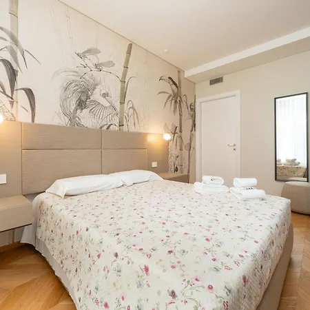 Signature Grand * Torino