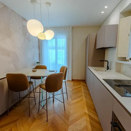 Апартаменты Signature Grand *
