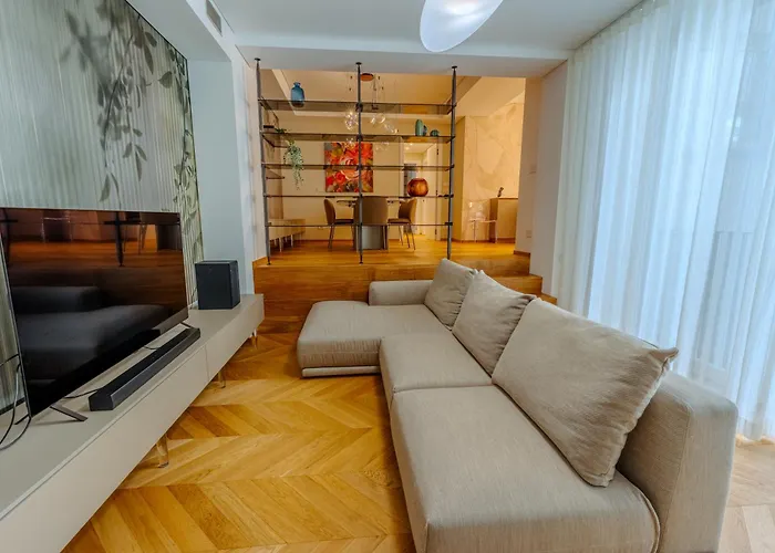 Signature Grand 아파트