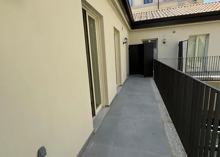 Signature Grand 아파트